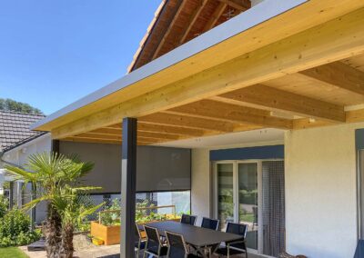 BERNA Terrassenlounge - Sitzplatzüberdachung – Terrassenüberdachung – Glasdach – Lamellenpergola – Lamellendach – Wetterschutz für Möbel – Stobag – SunParadise – Nyon – Terrado – Hawaii40 – CUBO - Schutz vor Wind, Regen und Schnee – geschützte Terrasse -