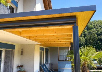 BERNA Terrassenlounge - Sitzplatzüberdachung – Terrassenüberdachung – Glasdach – Lamellenpergola – Lamellendach – Wetterschutz für Möbel – Stobag – SunParadise – Nyon – Terrado – Hawaii40 – CUBO - Schutz vor Wind, Regen und Schnee – geschützte Terrasse -