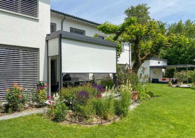 Terrassenlounge BERNA - Sitzplatzüberdachung – Terrassenüberdachung – Glasdach – Lamellenpergola – Lamellendach – Wetterschutz für Möbel – Stobag – SunParadise – Nyon – Terrado – Hawaii40 – CUBO - Schutz vor Wind, Regen und Schnee – geschützte Terrasse -