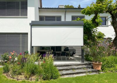 Terrassenlounge BERNA - Sitzplatzüberdachung – Terrassenüberdachung – Glasdach – Lamellenpergola – Lamellendach – Wetterschutz für Möbel – Stobag – SunParadise – Nyon – Terrado – Hawaii40 – CUBO - Schutz vor Wind, Regen und Schnee – geschützte Terrasse -